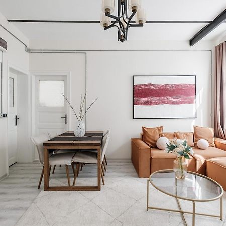 Appartamento Unique Flat W 5 Min To Galata Tower Istiklal Ave Provincia di Provincia di Istanbul Esterno foto