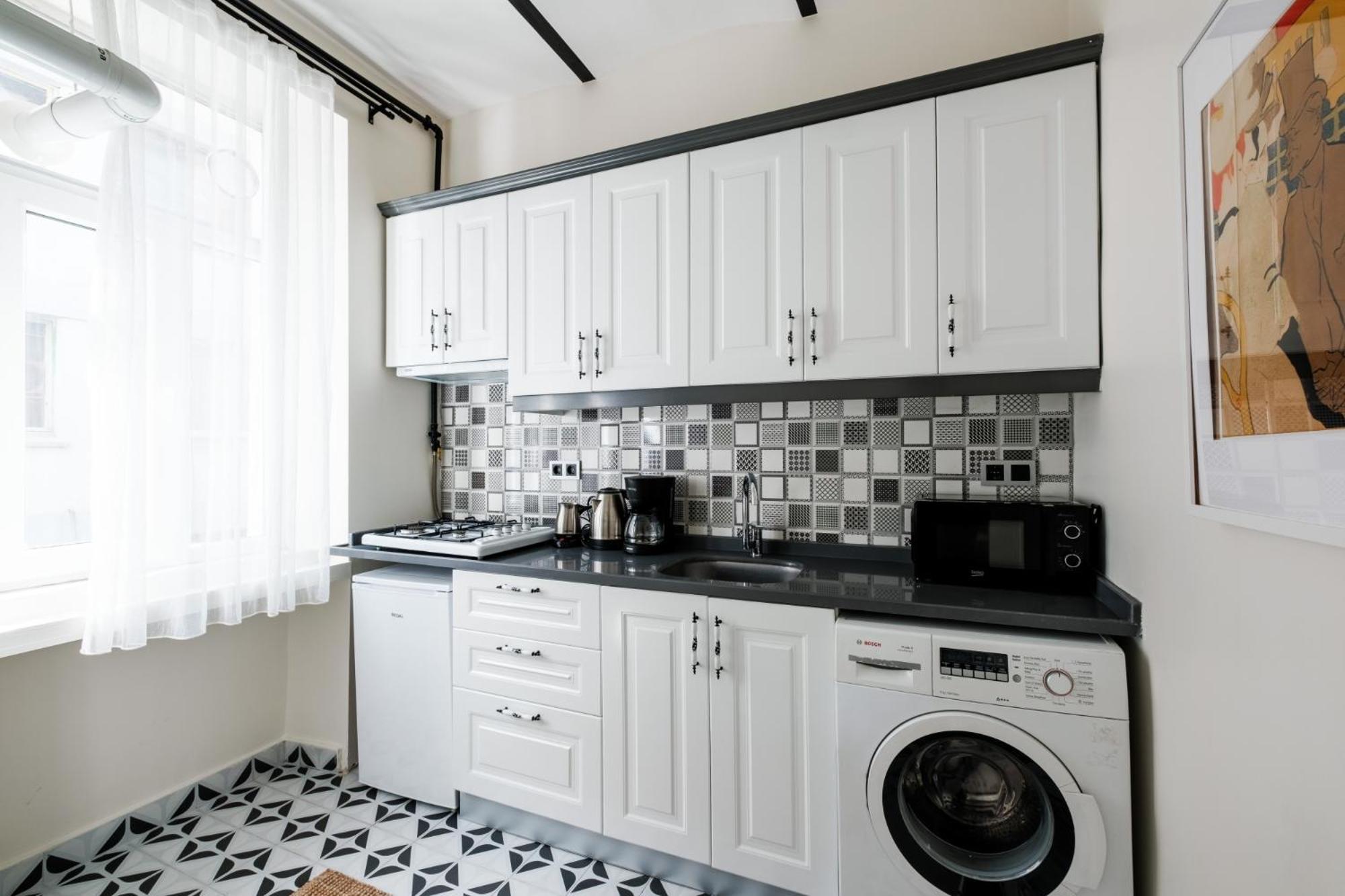 Appartamento Unique Flat W 5 Min To Galata Tower Istiklal Ave Provincia di Provincia di Istanbul Esterno foto